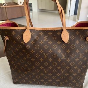 LOUIS VUITTON Monogram Neo Neverfull GM Fuchsia